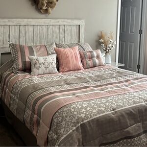Queen 7pcs comforter set. Farmhouse~Shabby chic Elegant Bedding Set ⭐️LIKE NEW⭐️